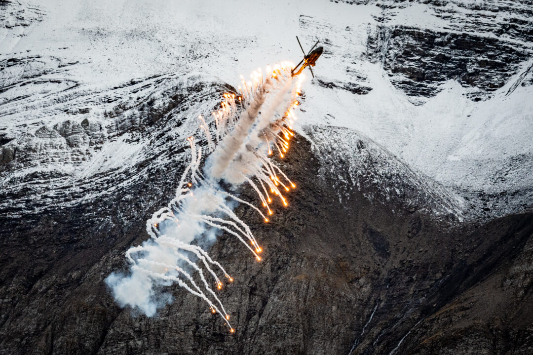 Axalp Fliegerschiessen Super Puma