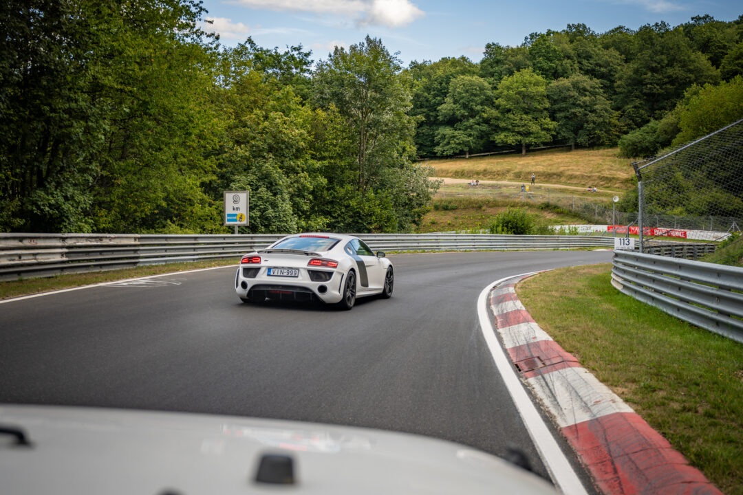 Mit Jeep auf N&uuml;rburgring Nordschleife - Audi R8